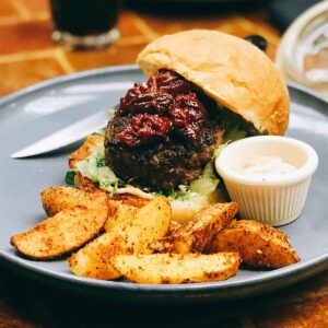 Beef Burger with Chips